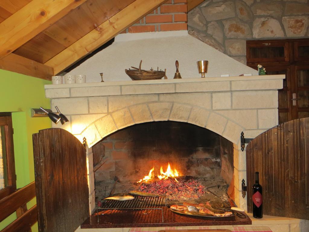 Holiday Home Artina 2 Lovište Quarto foto